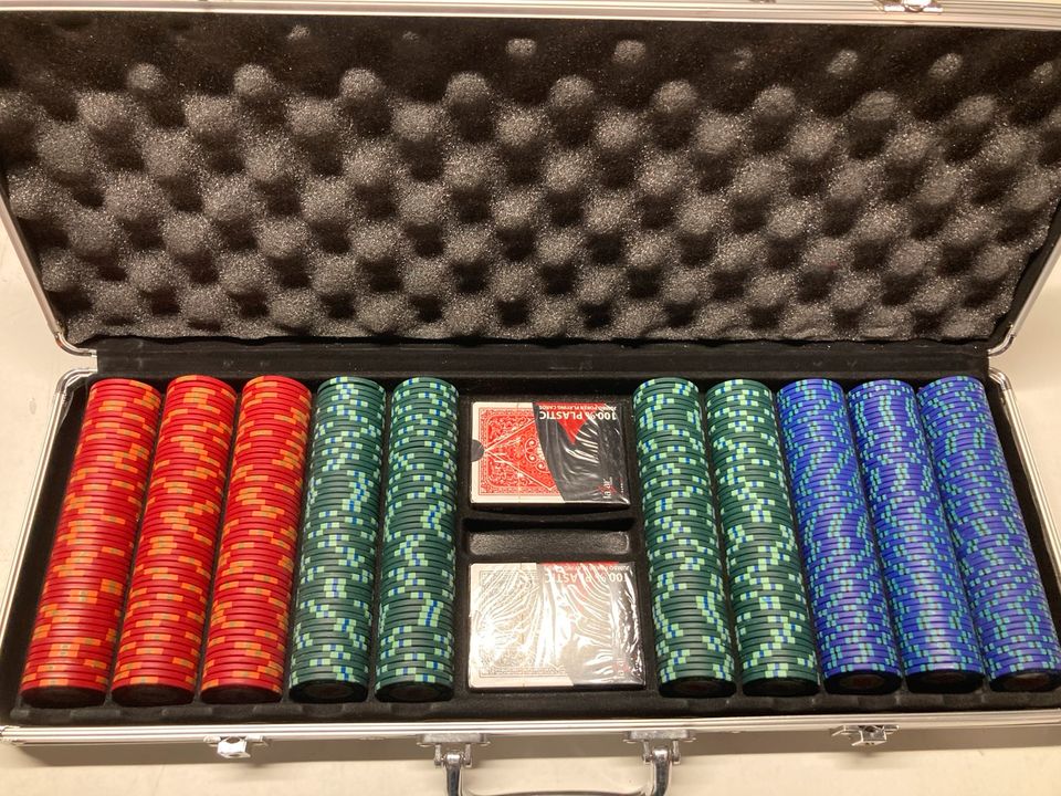 Pokerkoffer - Poker Chips - 500 Stück - Blind 5/5 oder 5/10 in Hückeswagen