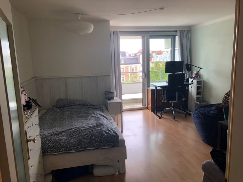 Schöne, lichtdurchflutete 1,5-Zimmer-Wohnung im Westend in München