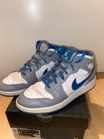 Jordan 1  grau, weiß, blau Berlin - Spandau Vorschau