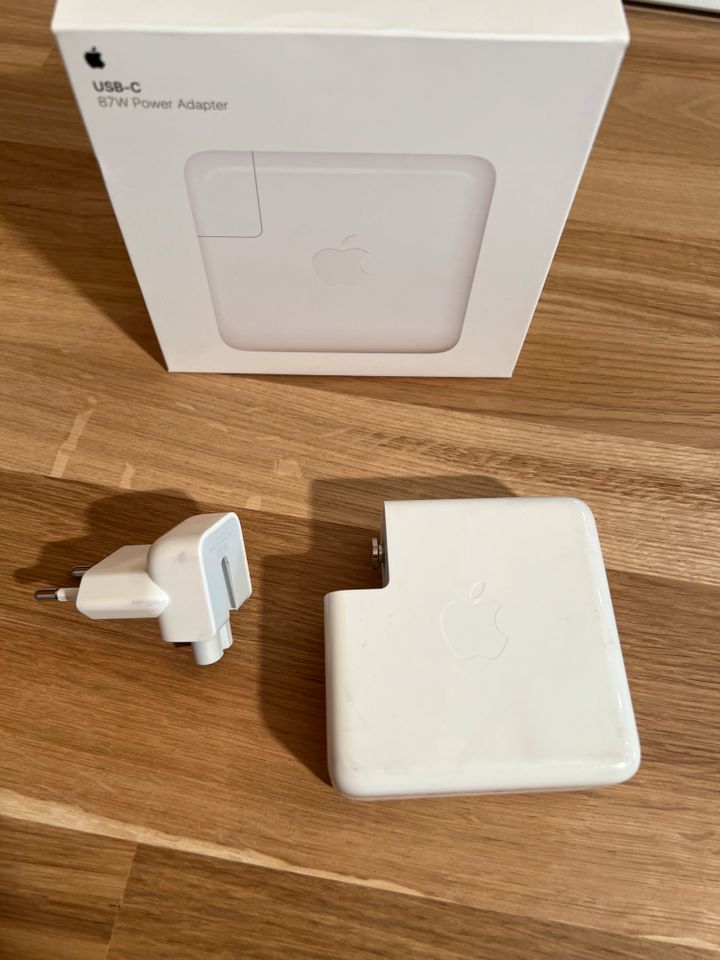 Original Apple 87W USB-C Netzteil - Weiß Model A1719 in Mainhausen