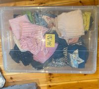 Größe 86-92 Kinderklamotten, Kleiderkist T shirts Pullover Hosen Nordrhein-Westfalen - Bad Münstereifel Vorschau