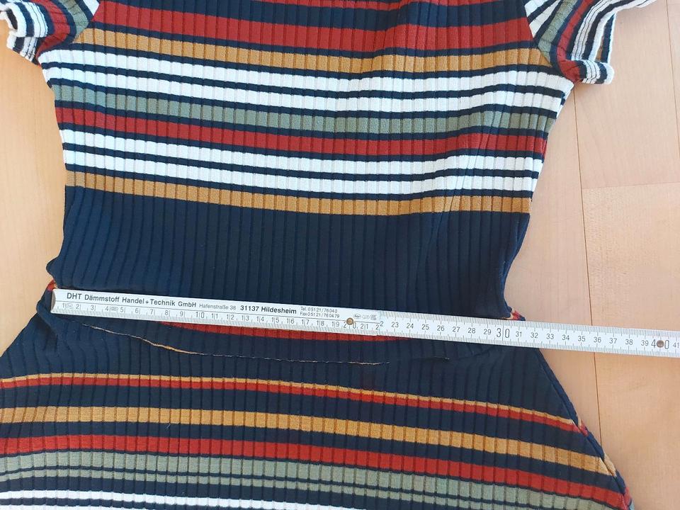 Hübsches Sommerkleid von Esprit, Versand inklusive! in Salzkotten