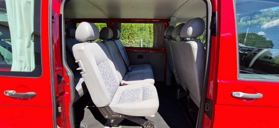 VW Volkswagen T5 Transporter Kasten-Kombi Bulli in Riedlingen