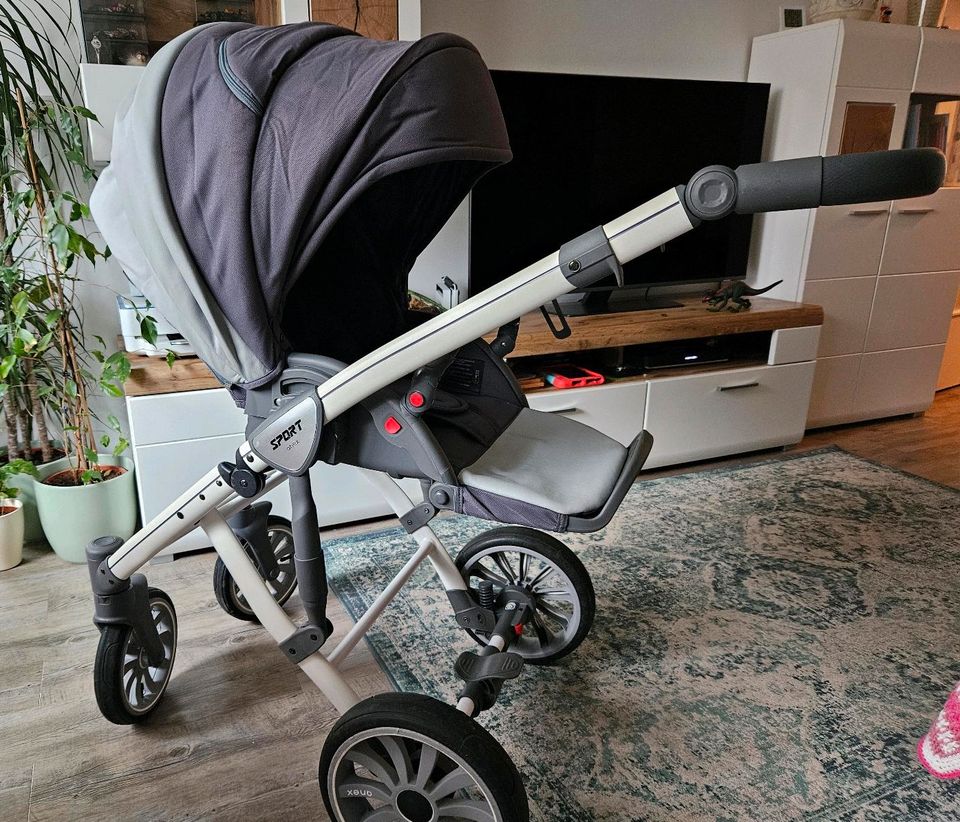 Kinderwagen Anex Sport 2in1 in Hamburg