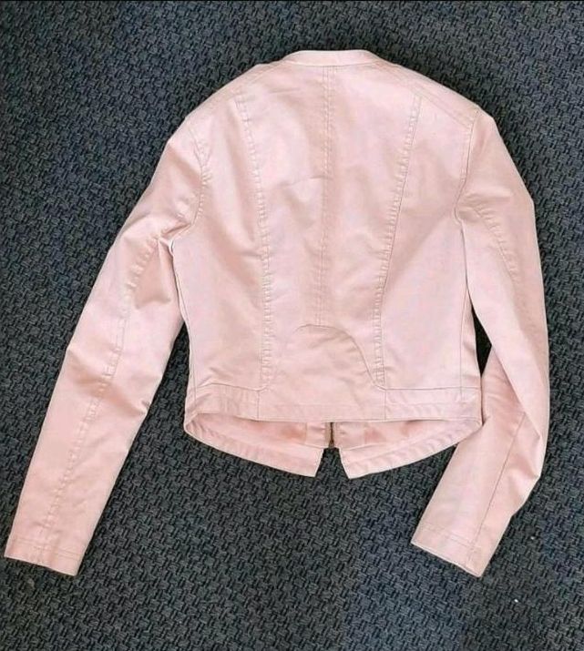 Damen Jacke 34 36 Sommerjacke Rosa Kunstlederjacke in Krefeld