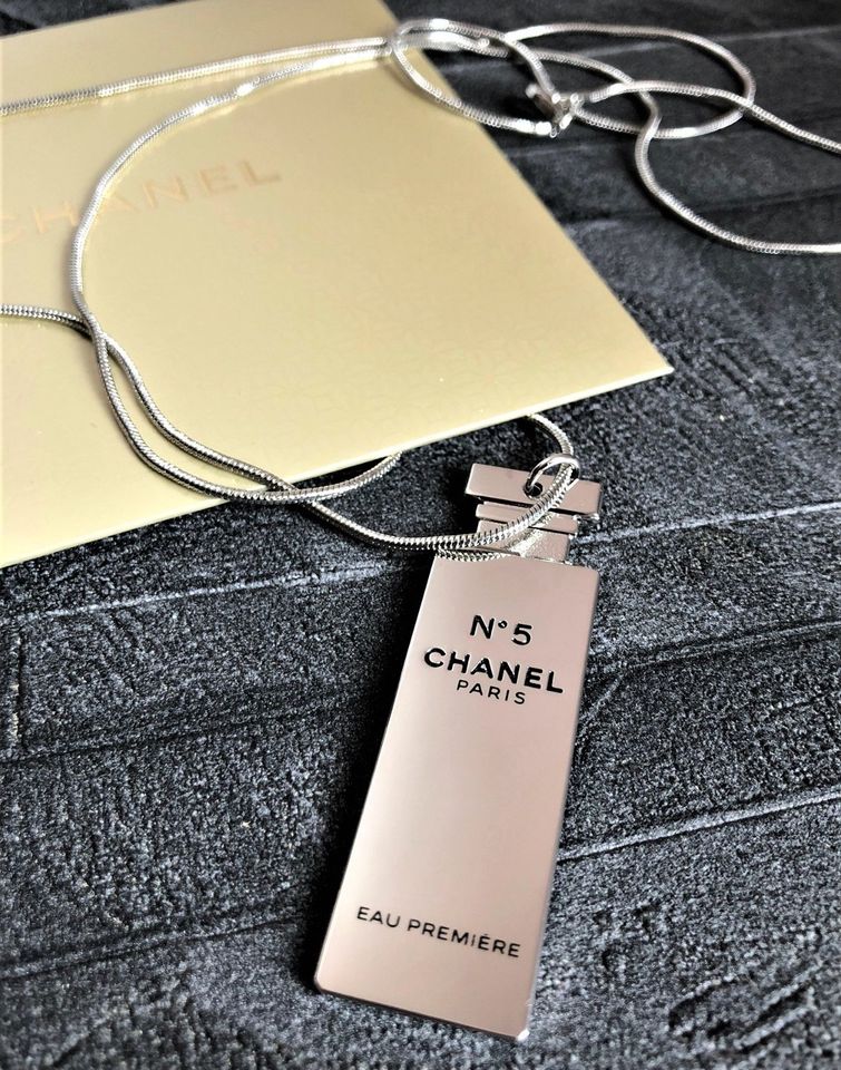 Chanel Kette Anhänger Geschenkset Neu in Leer (Ostfriesland)