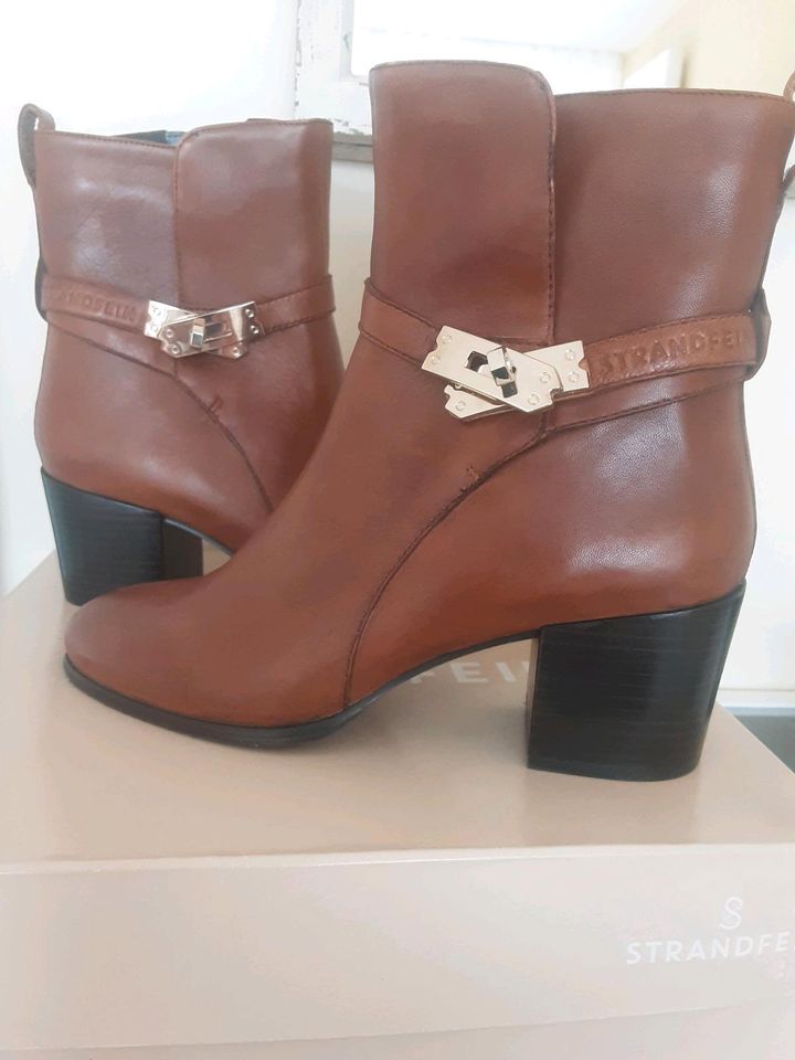 Neu Strandfein Stiefelette  cognac in Alpirsbach