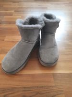 UGG Mini Bailey Button Bayern - Fürth Vorschau