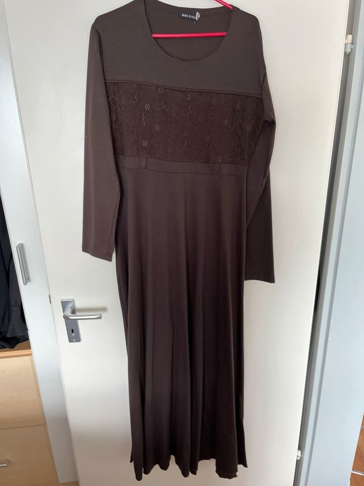 Kleid zu verkaufen Größe XL in Kehl