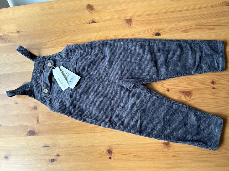 Neu zara romper 104 zara Latzhose 104 zara 104 zara Overall 104 in Hamburg