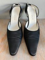 Wunderschöne ❤️Unisa Pumps Gr. 39 Mega stylisch München - Maxvorstadt Vorschau