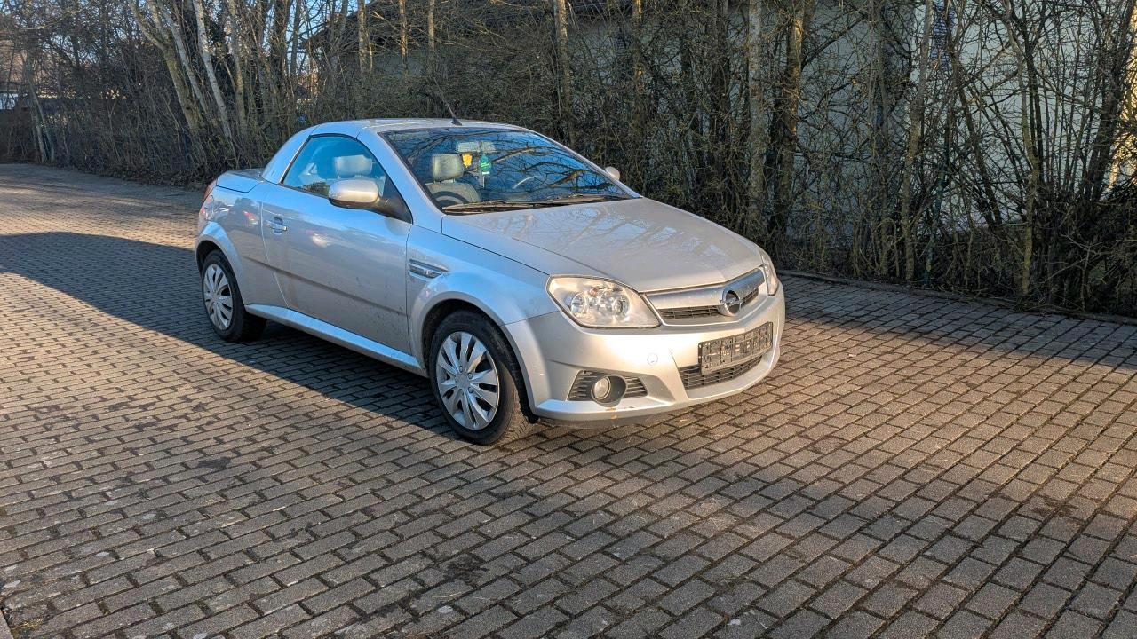 Abbildung des Autos Opel Tigra 1,8 Twintop