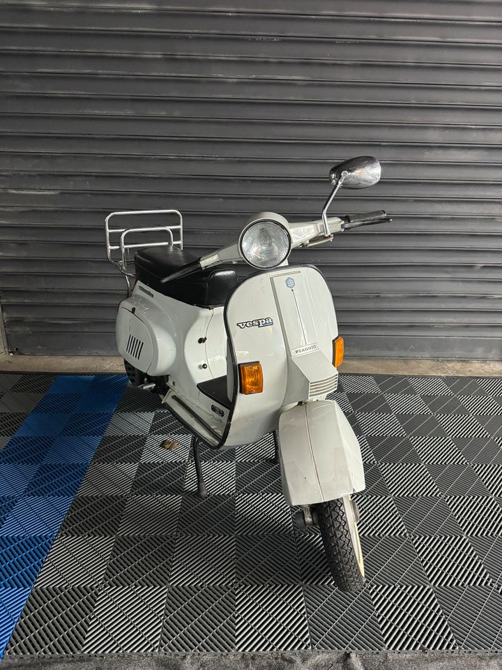 VESPA PK 80 in Duisburg