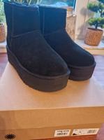 *Neu* Ugg's Plateau Boots in schwarz Gr 40 Nordrhein-Westfalen - Hennef (Sieg) Vorschau