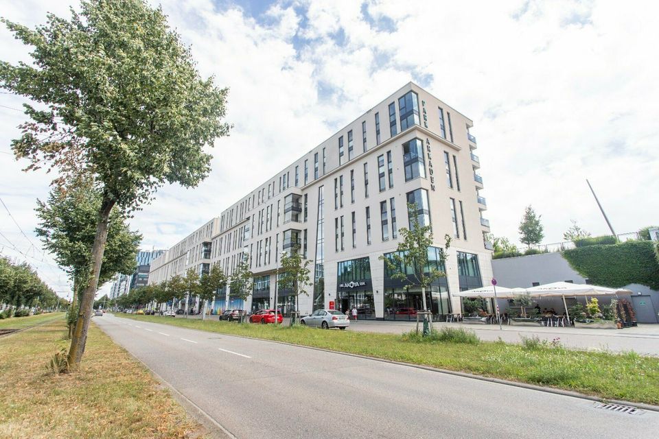 Privater Büroraum für 3 Personen 15 sqm in Regus Park Arkaden in Karlsruhe