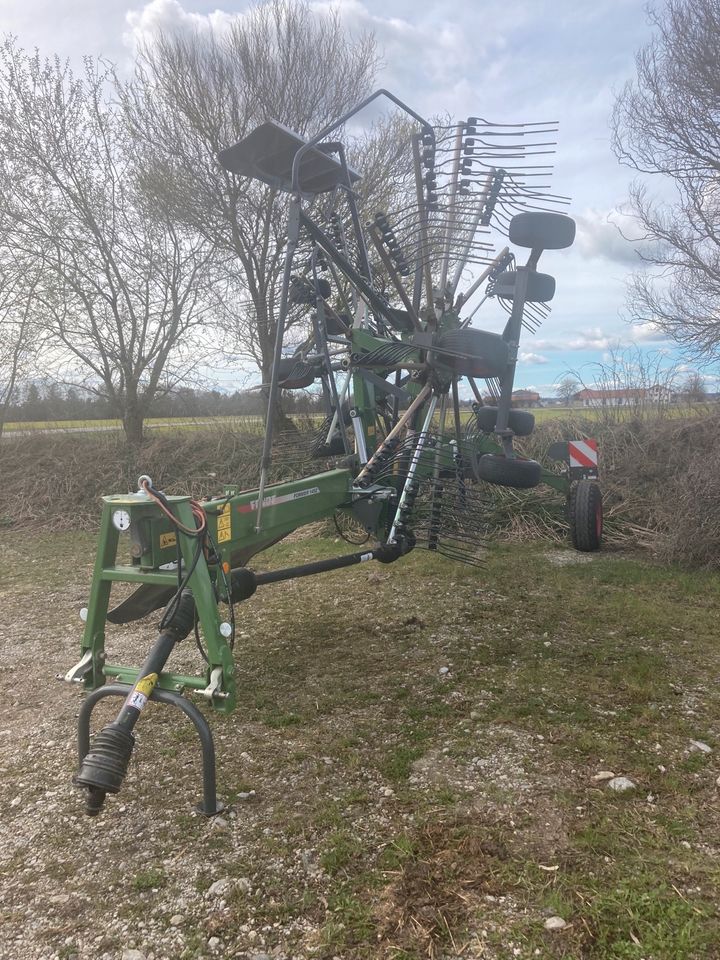 Fendt Former 1452 in Unterneukirchen