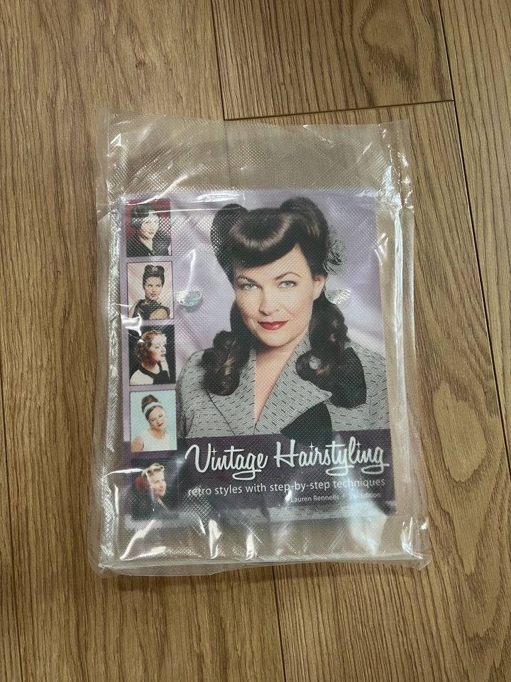 Vintage Hairstyling, Frisuren Buch, 50-, 60- er Jahre Frisuren He in Berlin