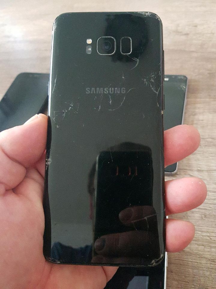 Samsung I phone und andere in Duisburg
