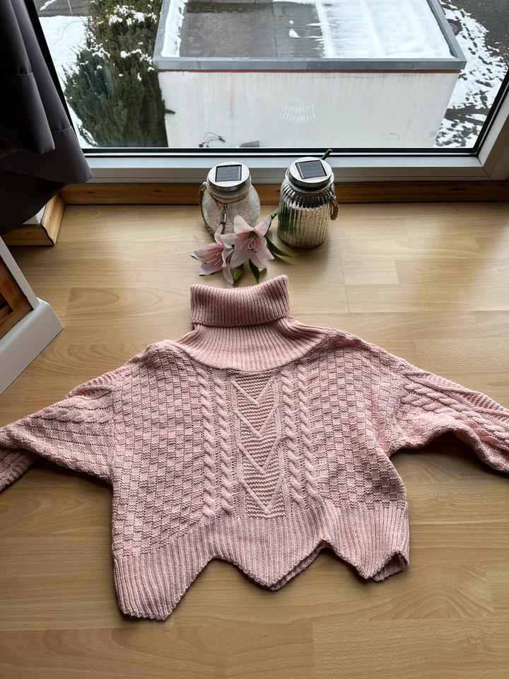 Strick Rollkragenpulli Pullover XS Bauchfrei Rosé Neuwertig in Göttingen