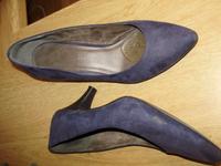 Tamaris Pumps Kitten Heels dblau echt Wildleder Gr 41 TOP! Bayern - Forchheim Vorschau