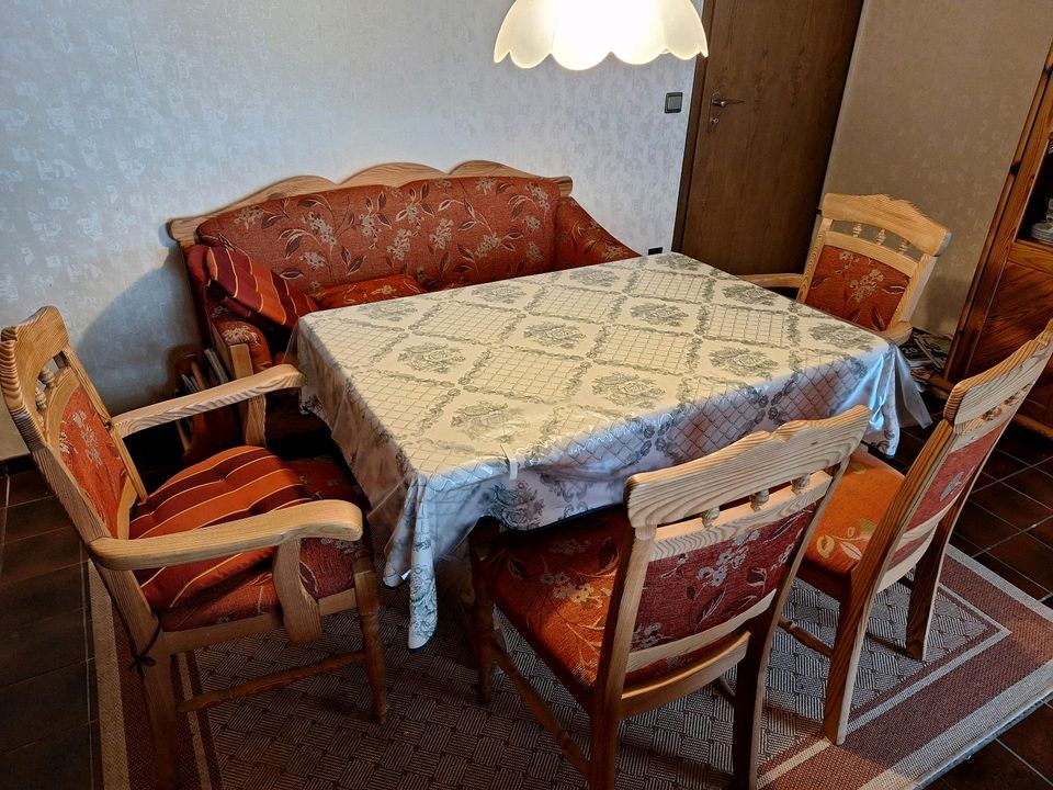 Top ❣️ 4 Stühle, Sofa, Tisch und Schrank * Kiefer * in Rhauderfehn
