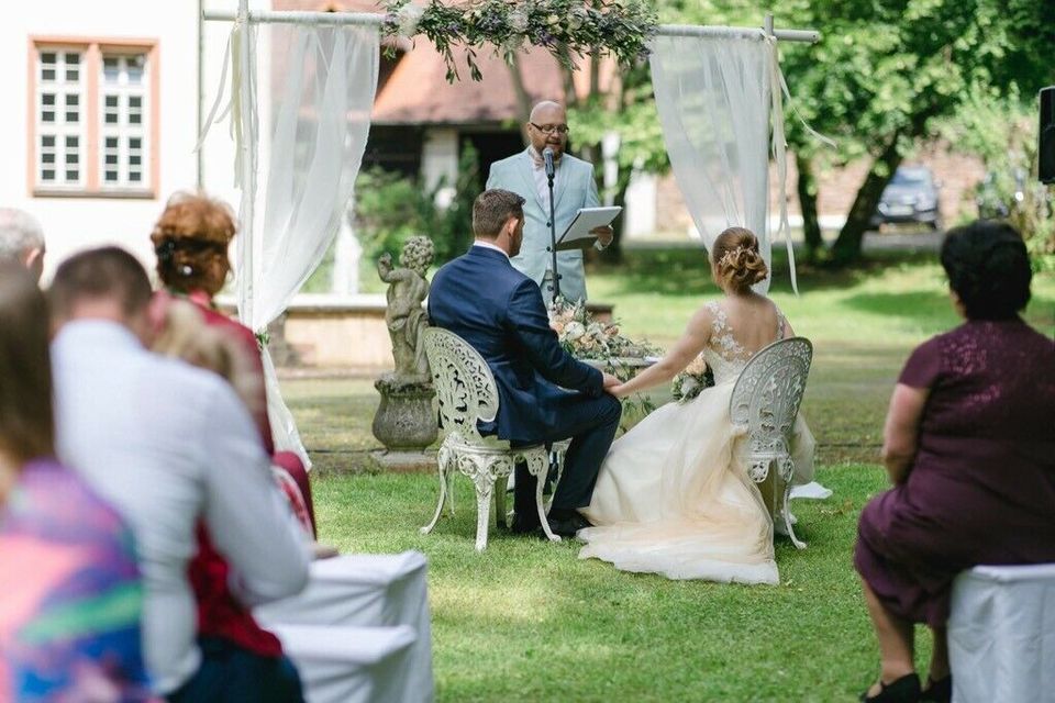 Moderator Tamada Russischer DJ Alleinunterhalter Hochzeit in Siegen