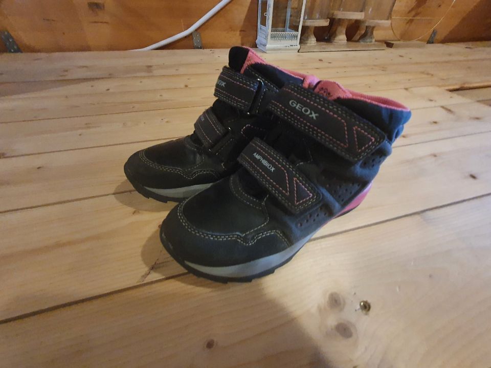 Mädchen Winterschuhe Geox Gr 33 in Uder