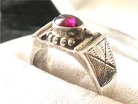 Vintage Ring Silber 925 mit rotem Stein Gr.57 Nordrhein-Westfalen - Oberhausen Vorschau