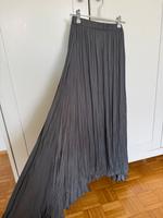 Neu lang Satinrock von Zara in der Größe XS-S Bayern - Fürstenfeldbruck Vorschau