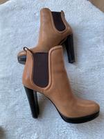 Michael Kors Leder Stiefelette Gr 38 Hessen - Rosbach (v d Höhe) Vorschau