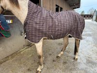 gebrauchte Horseware Rhino Wug 100g Regendecke (140) Herzogtum Lauenburg - Wentorf Vorschau