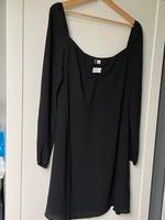 Wunderschönes Chiffon Kleid Gr.46 Schwarz sexy H&M Divided Wandsbek - Hamburg Bramfeld Vorschau