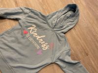 Kaputzenpullover Hoddie Größe 122 Schwerin - Altstadt Vorschau