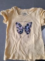 Kinder T-Shirt Gr.104, gelb mit Schmetterling Baden-Württemberg - Mietingen Vorschau