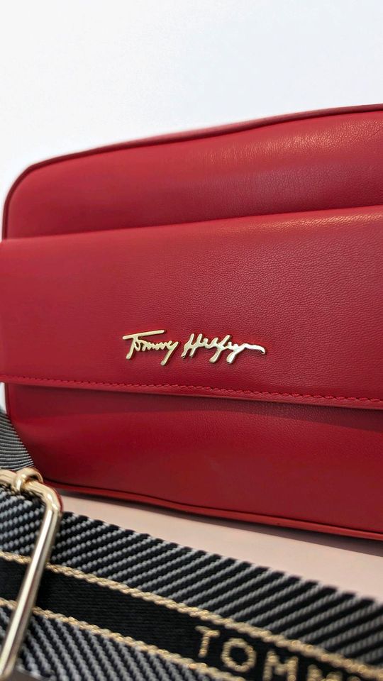 Tommy Hilfiger Iconic BAG primary Red neu in Nordkirchen