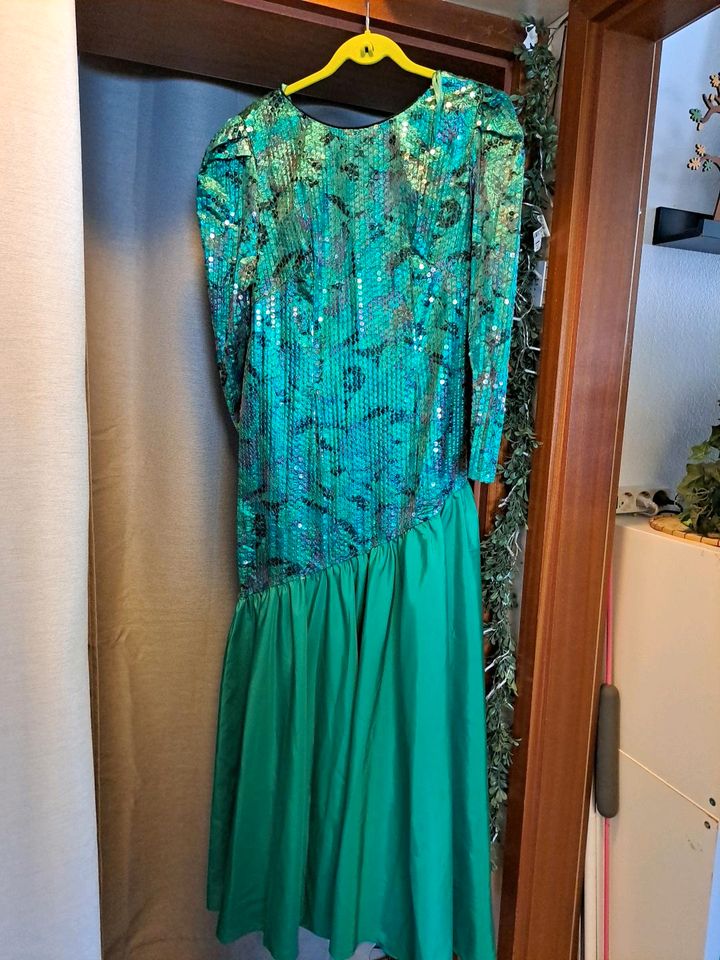 Abendkleid grün gr 42 in Renningen