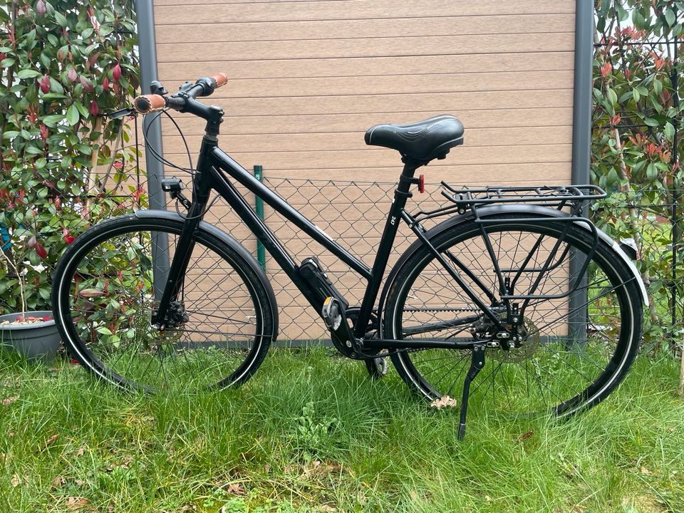 DIAMANT 247 Damen Fahrrad 28’‘ Citybike Riemenantrieb in Leichlingen