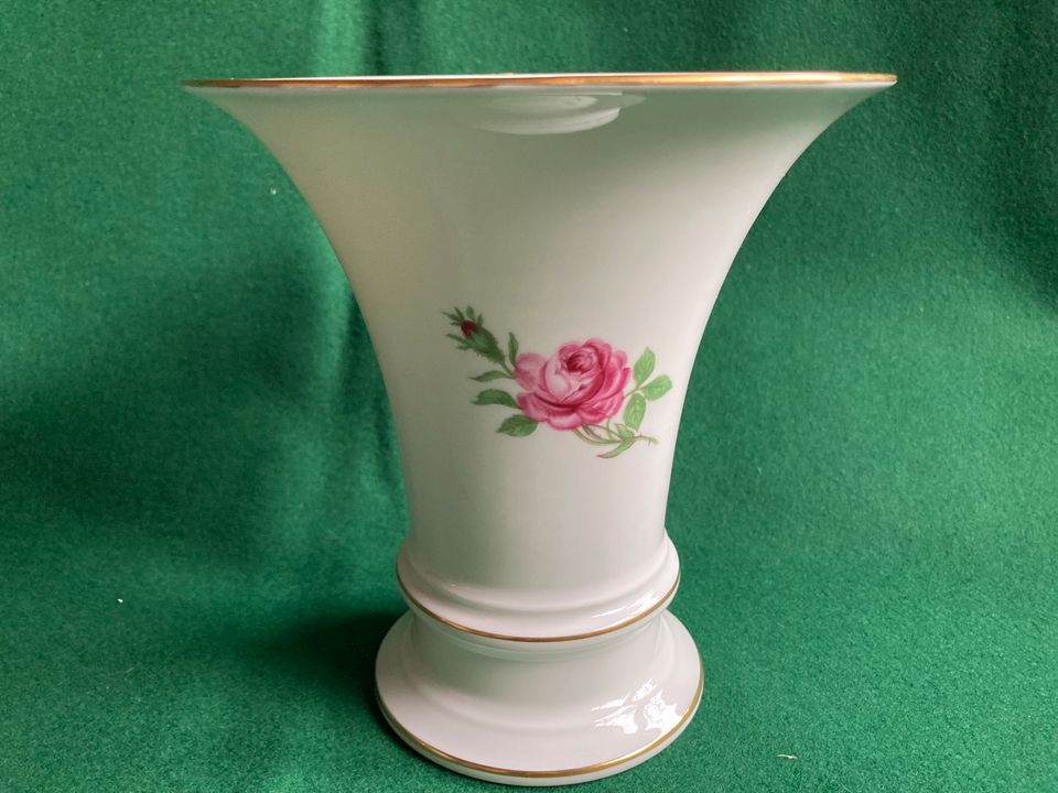 Vintage Porzellan Vase „Rose“  Fürstenberg in Elze