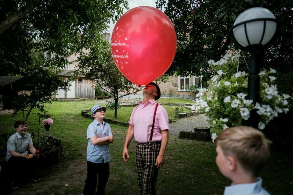 Clown Pantomime für Firmenevent, Geburtstag, Hochzeit, Fest in Berlin