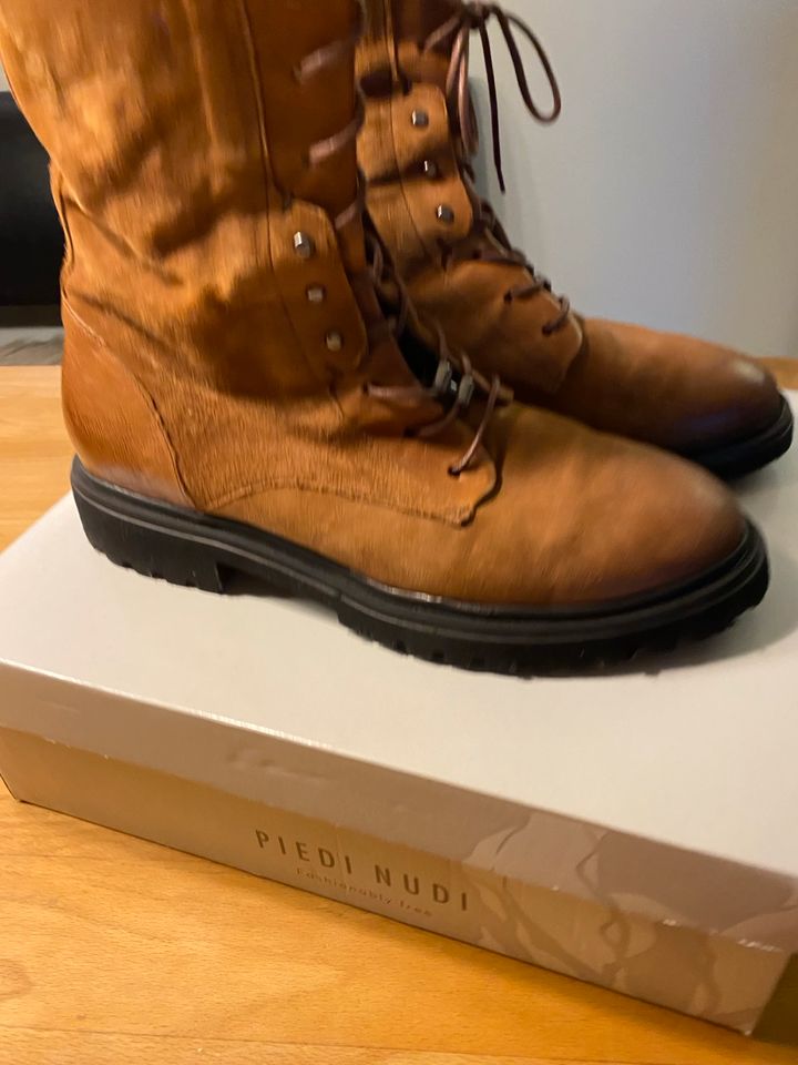 Tolle Damen Boots Stiefeletten❤️ Piedi Nudi Gr .42 braun /Cognac in Bonn