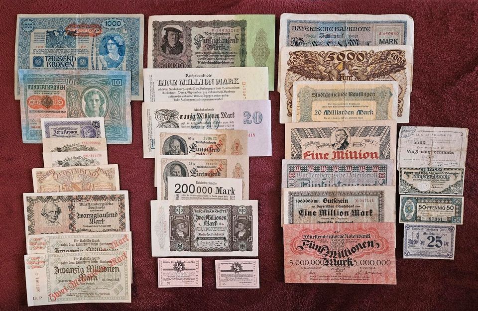 Banknoten/ Notgeld Deutsches Reich/ Österreich. (2) in Wiesbaden