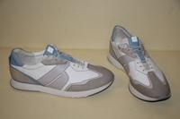 Sneaker HÖGL Gr. 41 echtes Leder weiß/grau/blau Neuwertig Niedersachsen - Jork Vorschau