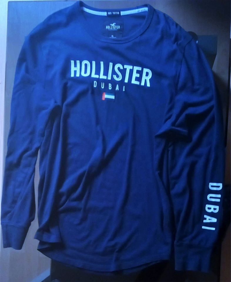 Hollister Sweatshirt XL bestickt blau in Essen