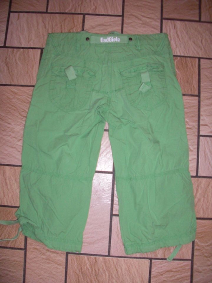 Caprihose Bermuda Shorts gr. 122 kurze Hose Mädchen in Negenborn