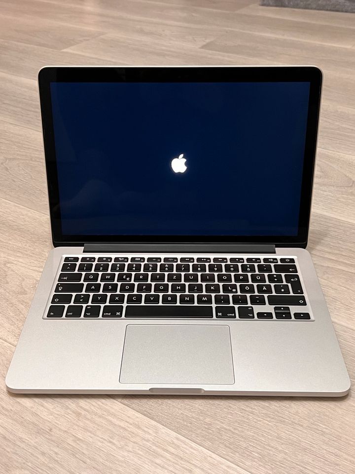 MacBook Pro 13 - Retina Display in Neumünster