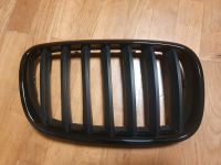 BMW X6 E71  Kühlergrill , Frontgrill, Niere rechts 51317157688 Bayern - Straubing Vorschau