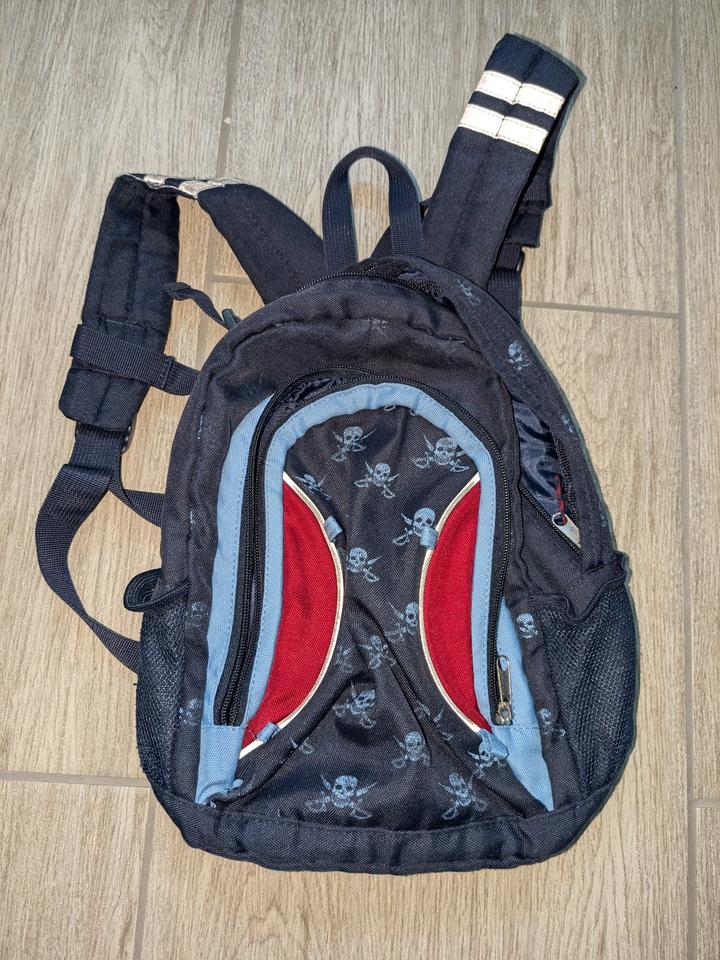 Rucksack Kinder von TCM Piratenmuster wenig genutzt TOP Zustand in Quickborn