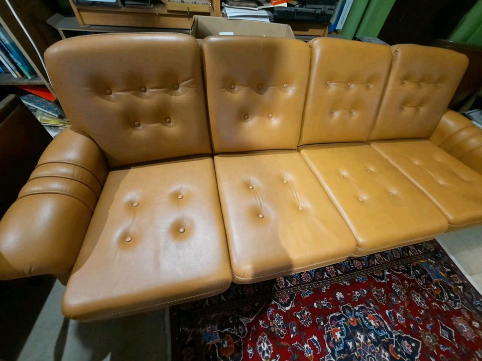 Retro Sitzgruppe Garnitur Sofa Sessel Sofa-Sessel-Set Leder in Groß-Gerau