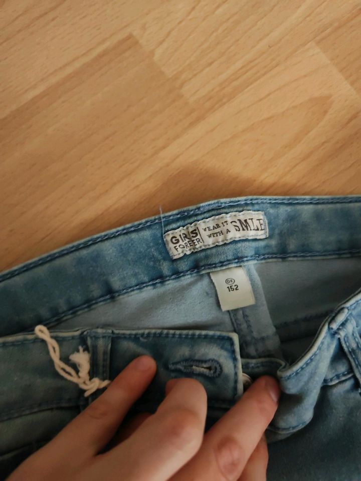 Kurze Hose/Jeans...neu in Meppen