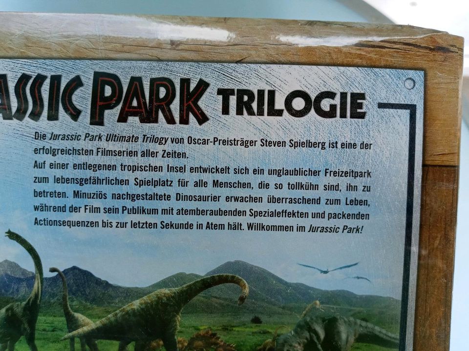 Jurassic Park Ultimate Triologie Bluray Limited Edition NEU OVP in Centrum